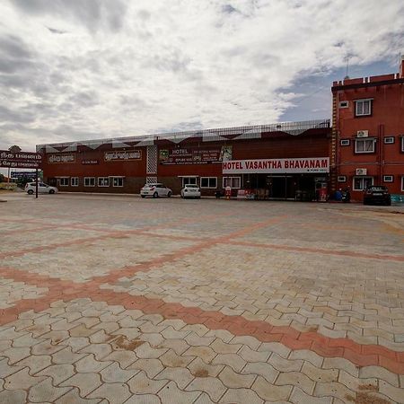 Oyo 42678 Hotel Vasantha Bhavanam Saver Κοϊμπατόρε Εξωτερικό φωτογραφία