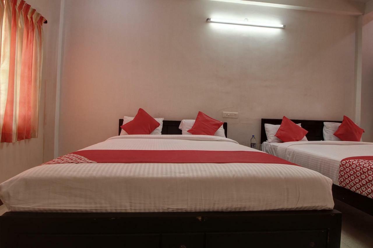 Oyo 42678 Hotel Vasantha Bhavanam Saver Κοϊμπατόρε Εξωτερικό φωτογραφία