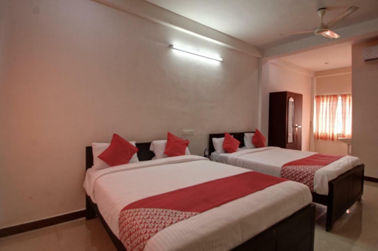 Oyo 42678 Hotel Vasantha Bhavanam Saver Κοϊμπατόρε Εξωτερικό φωτογραφία